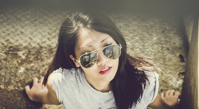 philippines-sightseeing-sunglasses