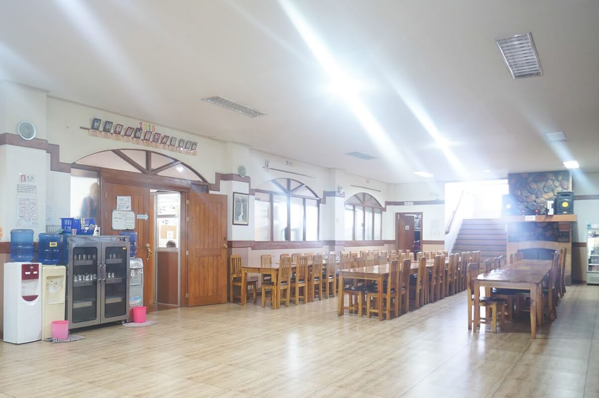 Yangco 食堂