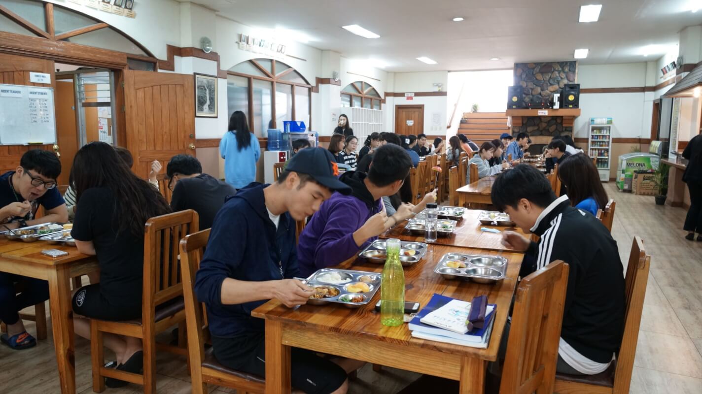 Yangco 食堂 