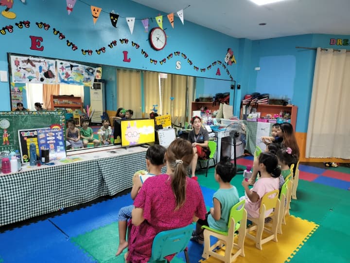 親子留学特化型の学校