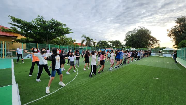 徹底したデジタルデトックスとガーディアンによる24時間管理