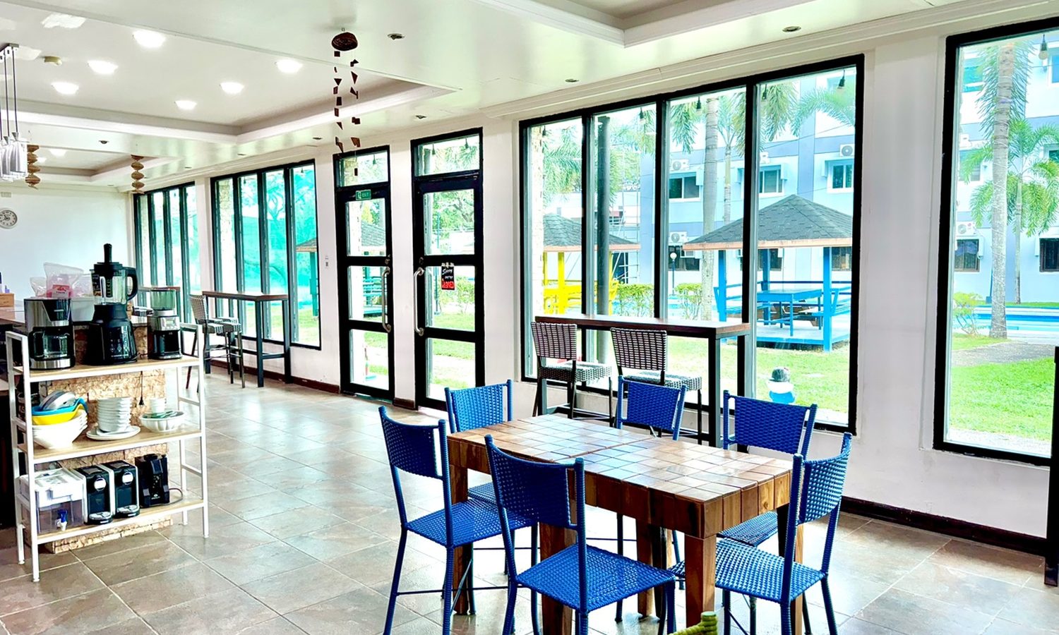 Global StandardのカフェForte Love Cafeの店内
