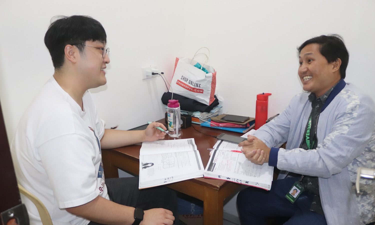 講師と1対1で学ぶLSLCの授業