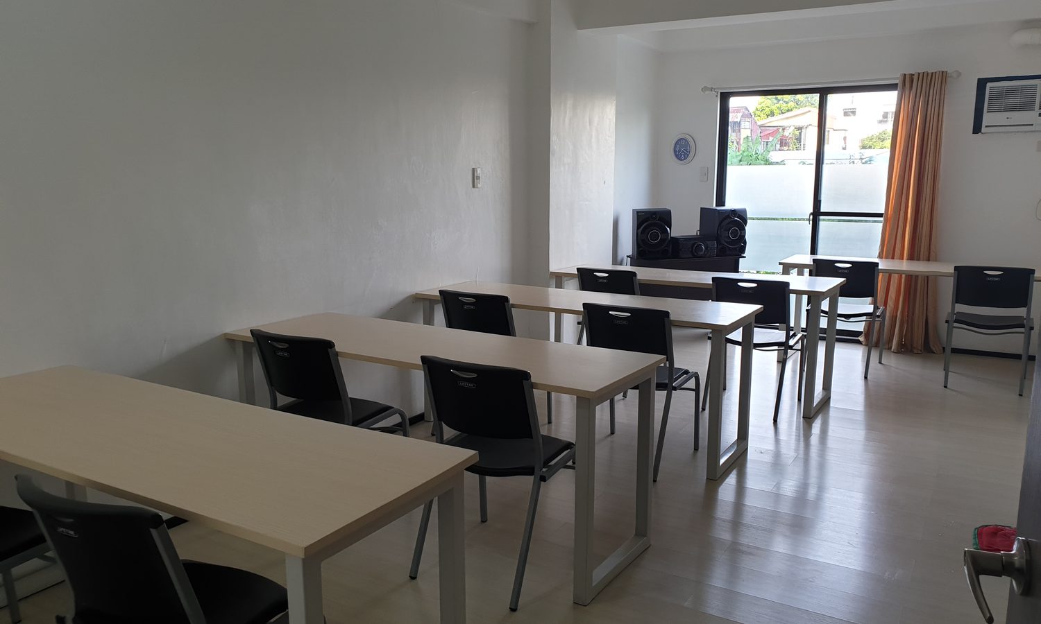 We AcademyのIELTS模擬試験室