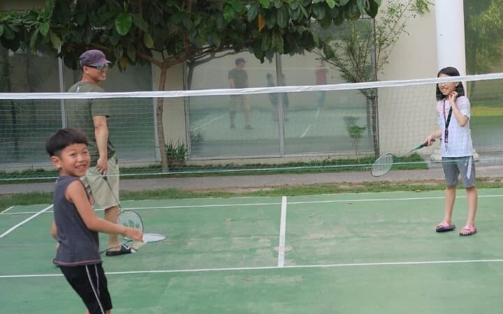 バドミントンコート