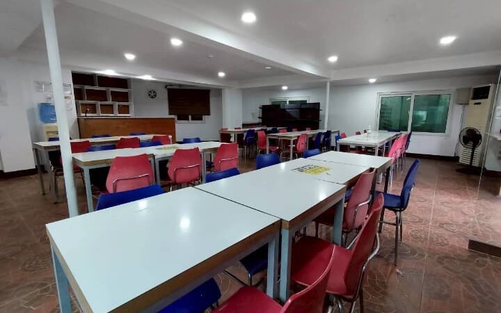 ネストカフェ（ラウンジ）