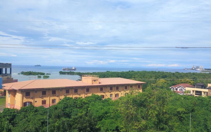 Cebu Blue Oceanの外部寮Ocean Suitesの建物