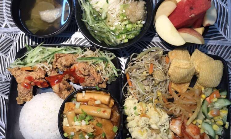 CG バニラッド校の昼食の一例