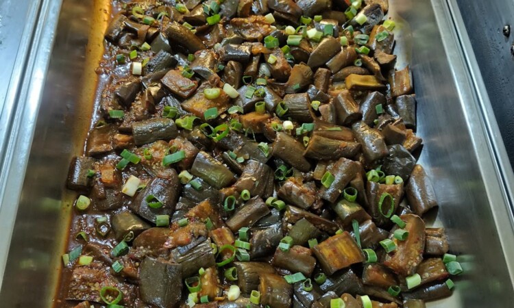 CPILSの食事（野菜と肉の炒め物）