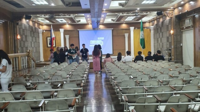 入学式・卒業式が行われる大学の講堂