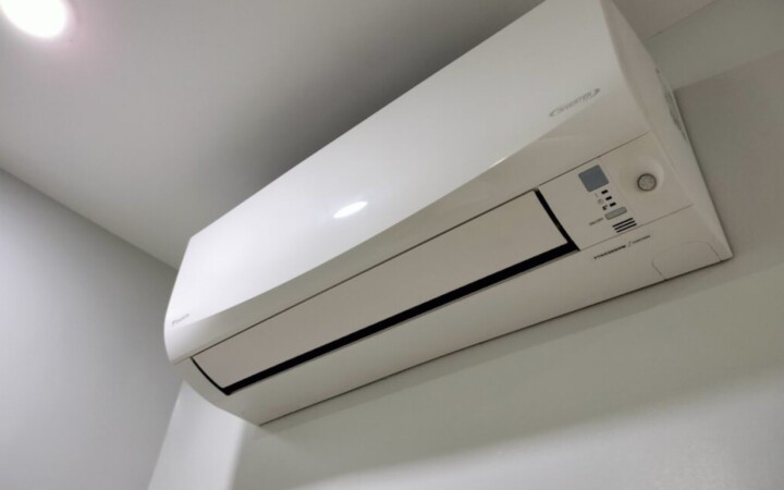 1人部屋のエアコン（ダイキン製）