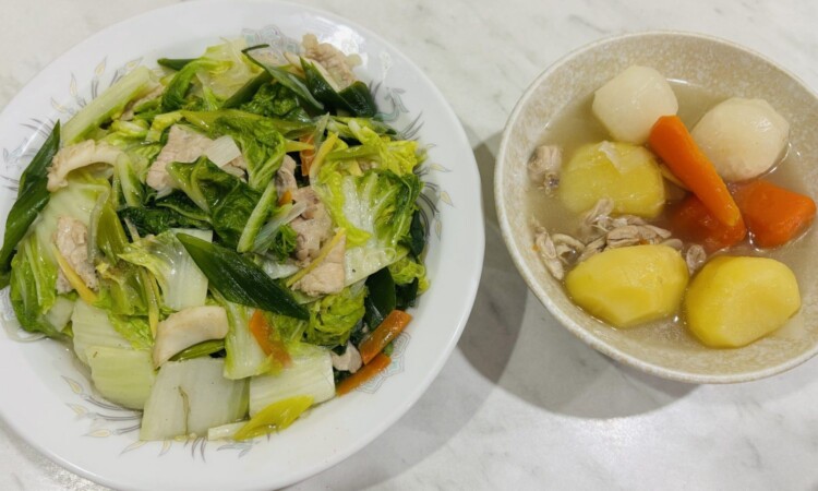 夕食：肉じゃがと味噌汁