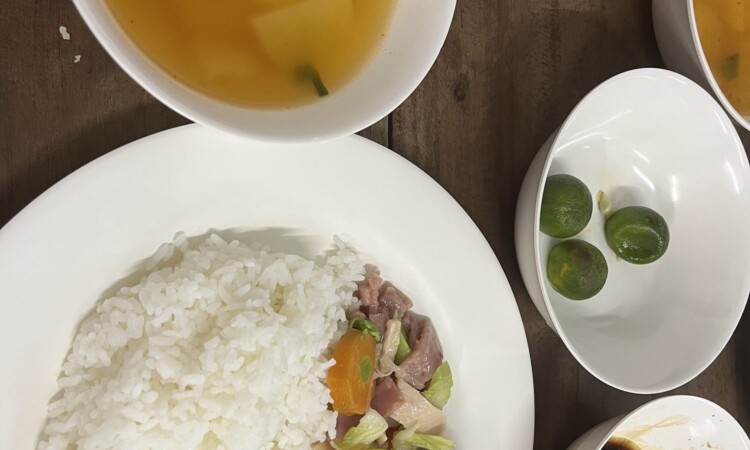 E-roomの夕食（ごはん・おかず・スープ）
