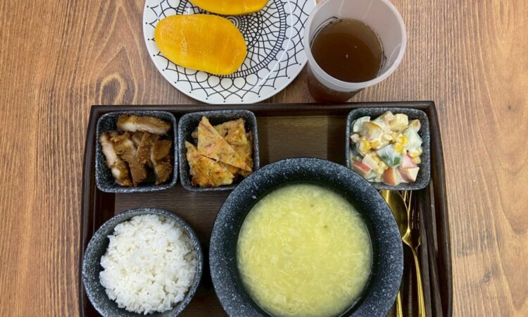 GITC セブの食堂で出される食事