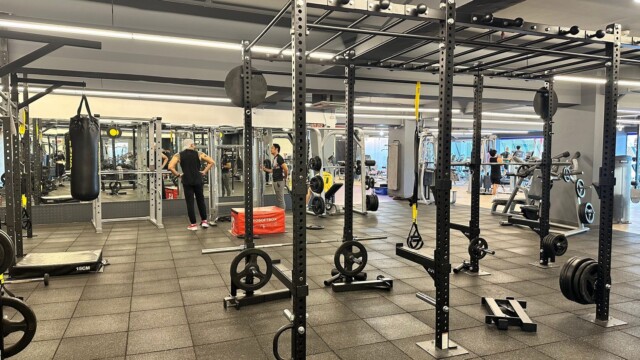 Anytime Fitness Escario店のフリーウエイト