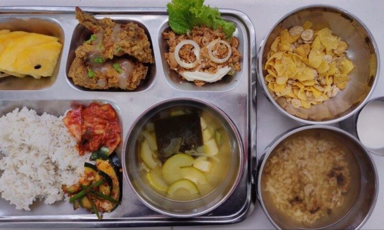 SMEAG Global Schoolの食事