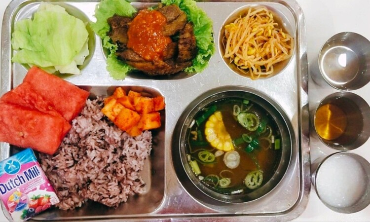SMEAG Global Schoolの食事
